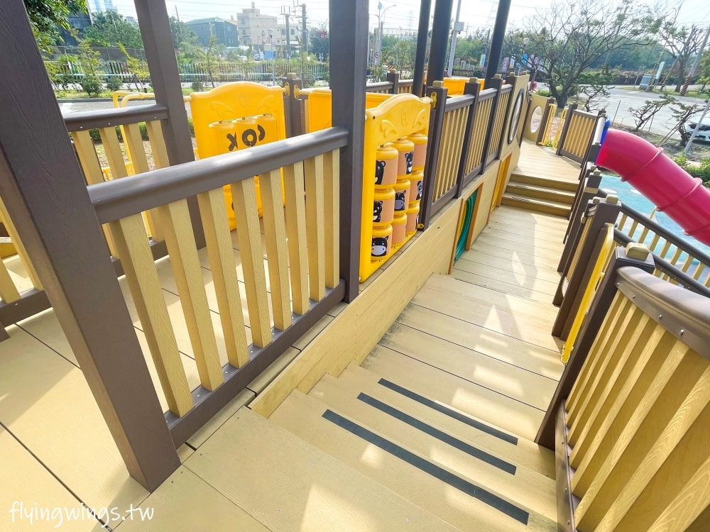 苗栗通霄┃通霄海盜船公園。鄰近的通霄海水浴場，讓我們航向偉大的航道吧!!!