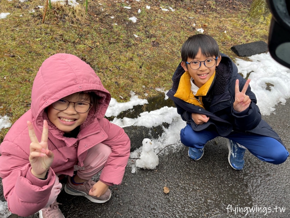 2024北九州自由行。九州自然動物公園。親手餵食肉食性動物，近距離接觸這實在太酷了!!