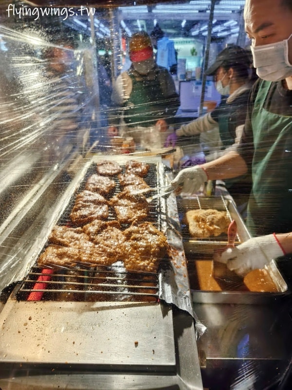 彰化夜市┃精誠夜市。彰化最大夜市! 2025最新超夯攤位&價格與您分享 - 第4張圖 彰化夜市┃精誠夜市。彰化最大夜市! 2025最新超夯攤位&價格與您分享