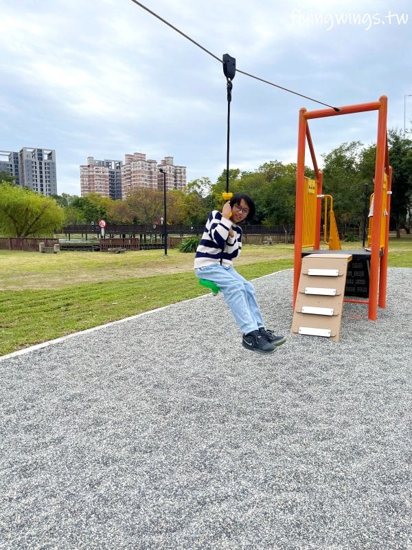 彰化┃彰化景觀公園。以國寶級的扇形車庫為設計概念，打造全國唯一的扇庫溜滑梯!2025年彰化最新公園!!