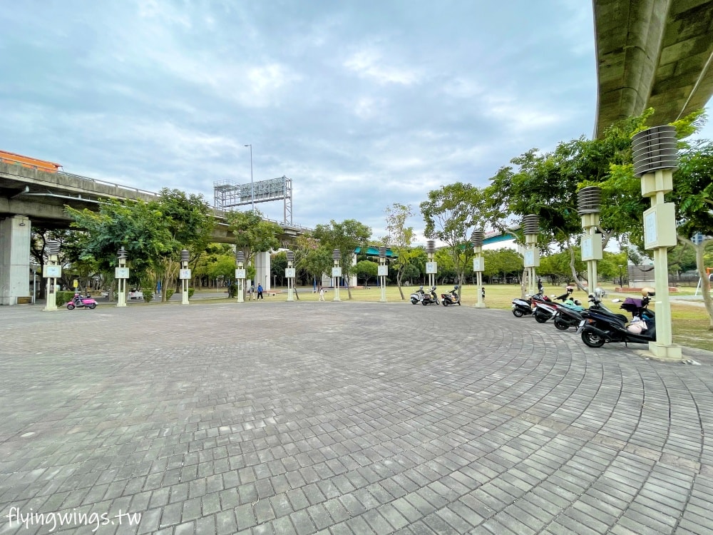 彰化┃彰化景觀公園。以國寶級的扇形車庫為設計概念，打造全國唯一的扇庫溜滑梯!2025年彰化最新公園!!