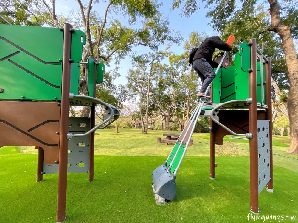 彰化親子公園┃華陽公園。2025年一月全新啟用森林探險遊戲場,這個公園越來越豐富!! - 第13張圖 彰化親子公園┃華陽公園。2025年一月全新啟用森林探險遊戲場,這個公園越來越豐富!!