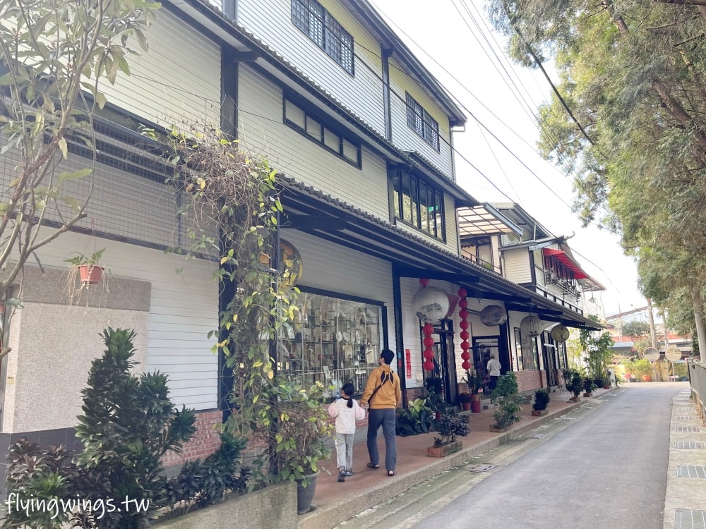 南投埔里┃廣興紙寮。全台第一間造紙觀光工廠，還可以品嘗”可以吃的紙”喔!!