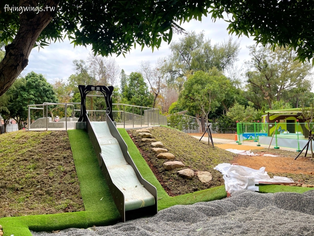 台中后里┃后里森林公園搖籃遊戲場。台中首座以自然遊戲體驗為主題的遊戲場,還有很多吊床可以躺玩~ - 第36張圖 台中后里┃后里森林公園搖籃遊戲場。台中首座以自然遊戲體驗為主題的遊戲場,還有很多吊床可以躺玩~