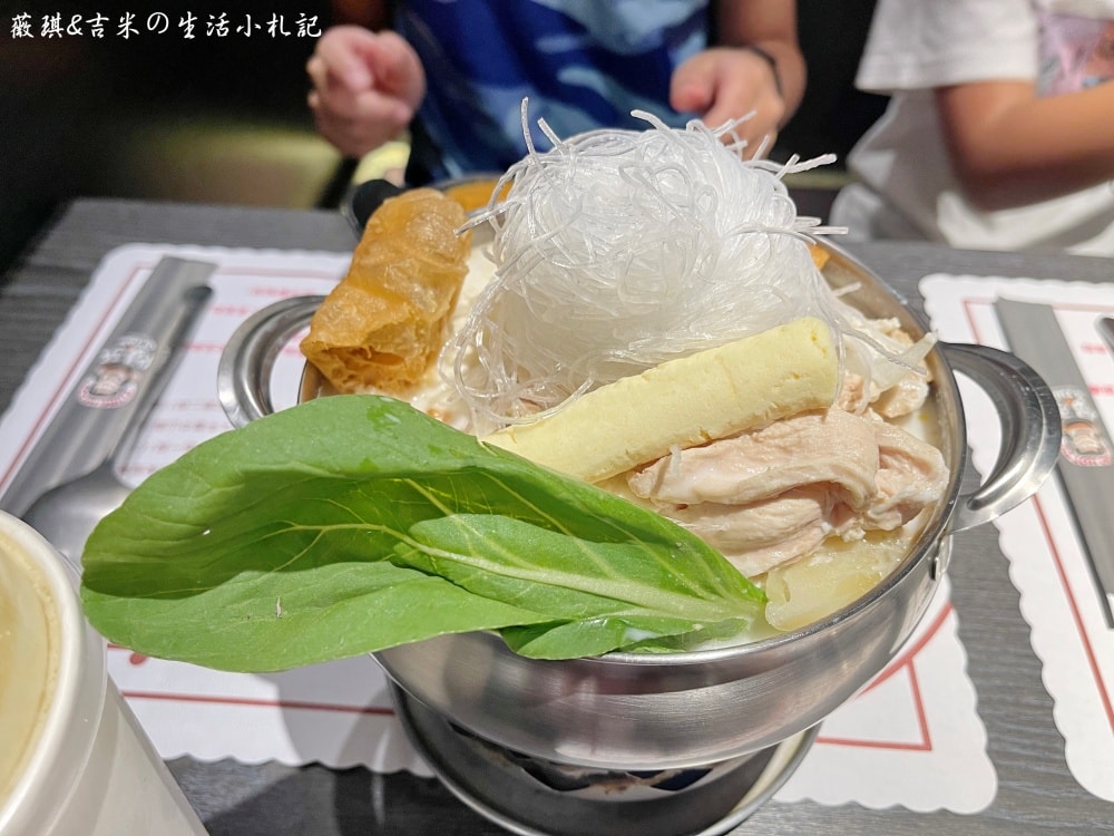 台中火鍋┃偈亭 雙十總店。一中商圈歷久不衰傳奇,每到用餐時間門口都是滿滿的人潮!! - 第9張圖 台中火鍋┃偈亭 雙十總店。一中商圈歷久不衰傳奇,每到用餐時間門口都是滿滿的人潮!!