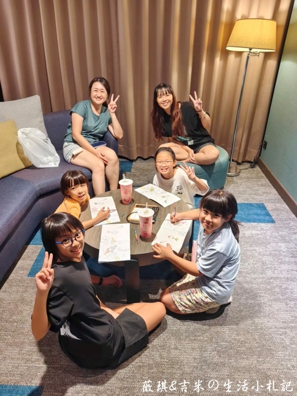 新竹┃煙波大飯店 新竹湖濱館。2300坪室內兒童樂園「卡樂次元」及全年溫水泳池，小孩根本不想回家!
