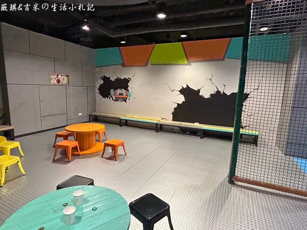 新竹┃煙波大飯店 新竹湖濱館。2300坪室內兒童樂園「卡樂次元」及全年溫水泳池，小孩根本不想回家!