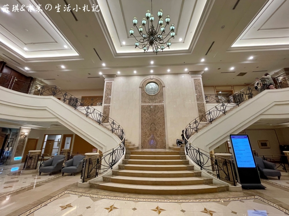 新竹┃煙波大飯店 新竹湖濱館。2300坪室內兒童樂園「卡樂次元」及全年溫水泳池，小孩根本不想回家!