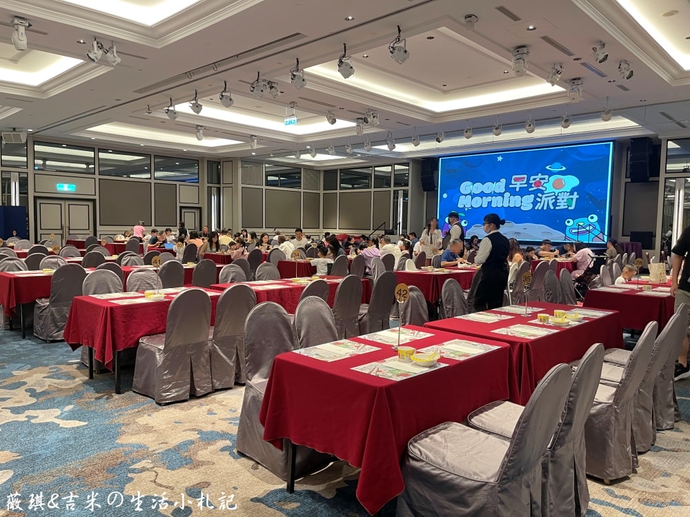 新竹┃煙波大飯店 新竹湖濱館。2300坪室內兒童樂園「卡樂次元」及全年溫水泳池，小孩根本不想回家!