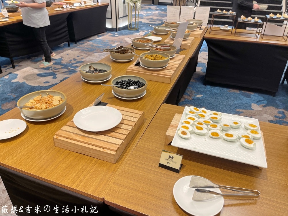 新竹┃煙波大飯店 新竹湖濱館。2300坪室內兒童樂園「卡樂次元」及全年溫水泳池，小孩根本不想回家!