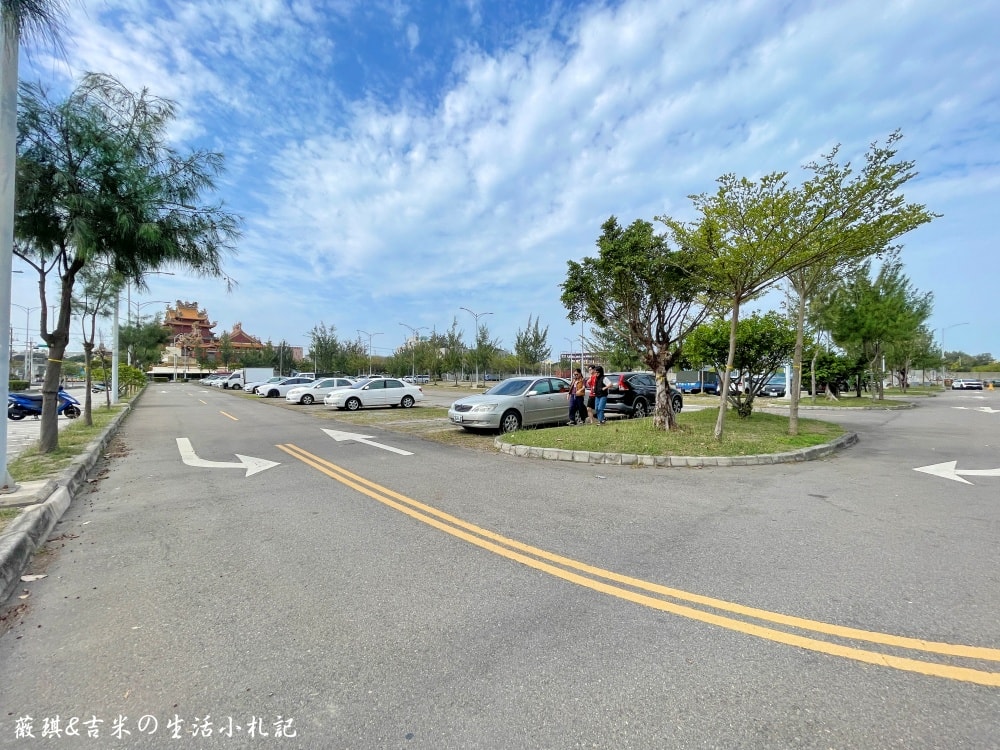 台中梧棲┃漁寮運動公園。台中海線首座親水特色公園,特別規劃「水戰綠洲」區,讓孩童能嬉戲、打水仗!! - 第3張圖 台中梧棲┃漁寮運動公園。台中海線首座親水特色公園,特別規劃「水戰綠洲」區,讓孩童能嬉戲、打水仗!!