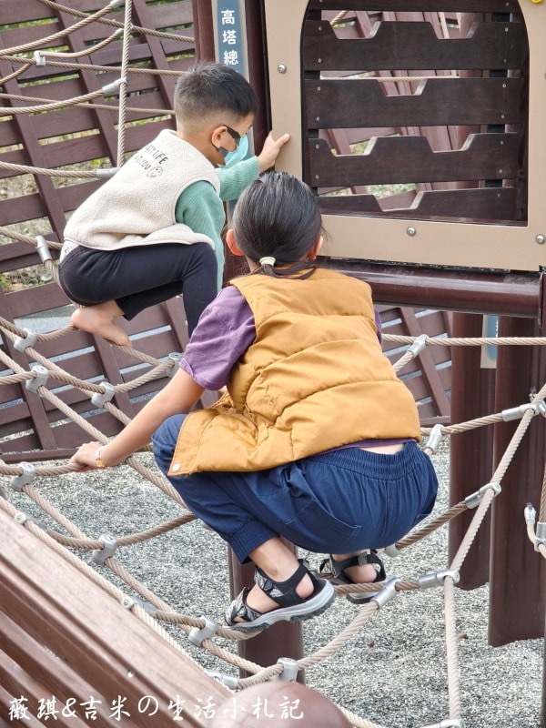 台中梧棲┃漁寮運動公園。台中海線首座親水特色公園,特別規劃「水戰綠洲」區,讓孩童能嬉戲、打水仗!! - 第14張圖 台中梧棲┃漁寮運動公園。台中海線首座親水特色公園,特別規劃「水戰綠洲」區,讓孩童能嬉戲、打水仗!!