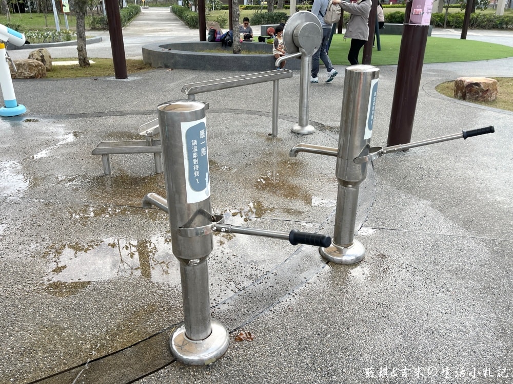 台中梧棲┃漁寮運動公園。台中海線首座親水特色公園,特別規劃「水戰綠洲」區,讓孩童能嬉戲、打水仗!! - 第29張圖 台中梧棲┃漁寮運動公園。台中海線首座親水特色公園,特別規劃「水戰綠洲」區,讓孩童能嬉戲、打水仗!!