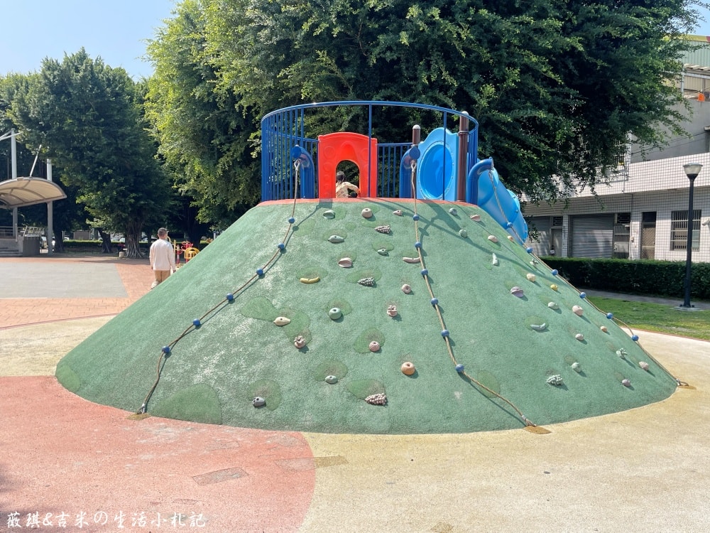 彰化田中┃米寶親子公園。2025年1月全新啟用，以兒童公園舊址為基礎，打造以「米寶」為主題的全新遊樂場!