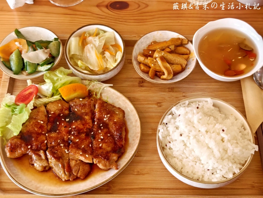 彰化北斗┃晨曦食光 cafe & brunch。北斗鄉間網美餐廳,大份量早午餐豐富又好吃! - 第19張圖 彰化北斗┃晨曦食光 cafe & brunch。北斗鄉間網美餐廳,大份量早午餐豐富又好吃!