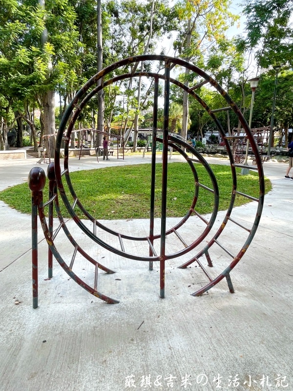 台中北屯┃北屯兒童公園-林間探索遊戲場。113年9月新增林間探索遊戲場，為老公園注入新生命!