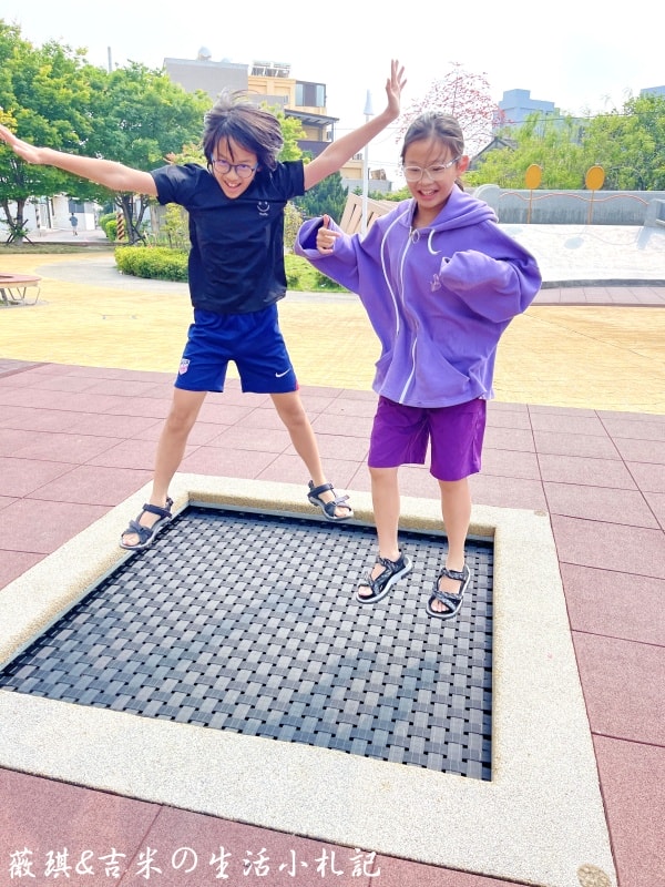 彰化花壇┃花壇口庄公園。螃蟹大碗公溜滑梯,原來這個公園有陸蟹!! - 第4張圖 彰化花壇┃花壇口庄公園。螃蟹大碗公溜滑梯,原來這個公園有陸蟹!!