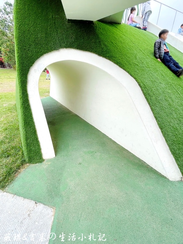 嘉義西區┃北香湖公園-綠豆仁遊戲場。可愛綠豆苗意象公園,大片編織網挑戰你的膽量!! - 第5張圖 嘉義西區┃北香湖公園-綠豆仁遊戲場。可愛綠豆苗意象公園,大片編織網挑戰你的膽量!!