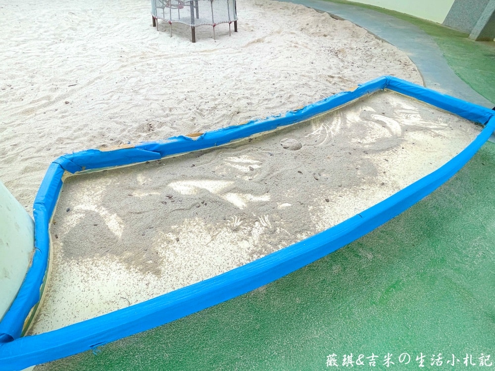 嘉義西區┃北香湖公園-綠豆仁遊戲場。可愛綠豆苗意象公園,大片編織網挑戰你的膽量!! - 第10張圖 嘉義西區┃北香湖公園-綠豆仁遊戲場。可愛綠豆苗意象公園,大片編織網挑戰你的膽量!!