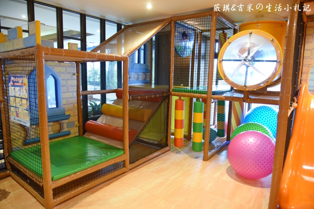 宜蘭羅東┃村却國際溫泉酒店。渡假超優選擇,一泊二食超享受,邊泡美人湯邊看夜景,早餐可以吃到下午一點喔!! - 第19張圖 宜蘭羅東┃村却國際溫泉酒店。渡假超優選擇,一泊二食超享受,邊泡美人湯邊看夜景,早餐可以吃到下午一點喔!!