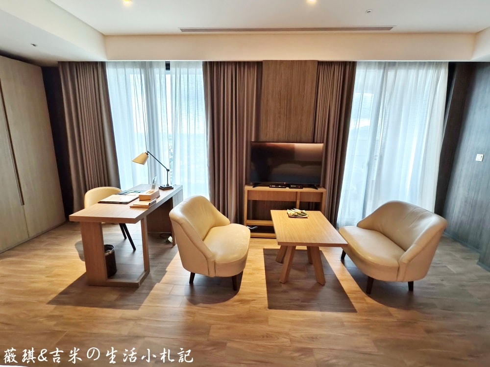 宜蘭羅東┃村却國際溫泉酒店。渡假超優選擇,一泊二食超享受,邊泡美人湯邊看夜景,早餐可以吃到下午一點喔!! - 第42張圖 宜蘭羅東┃村却國際溫泉酒店。渡假超優選擇,一泊二食超享受,邊泡美人湯邊看夜景,早餐可以吃到下午一點喔!!