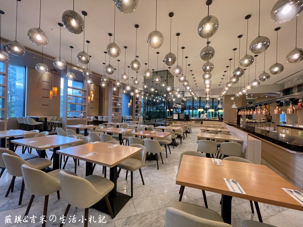 宜蘭羅東┃村却國際溫泉酒店。渡假超優選擇,一泊二食超享受,邊泡美人湯邊看夜景,早餐可以吃到下午一點喔!! - 第65張圖 宜蘭羅東┃村却國際溫泉酒店。渡假超優選擇,一泊二食超享受,邊泡美人湯邊看夜景,早餐可以吃到下午一點喔!!