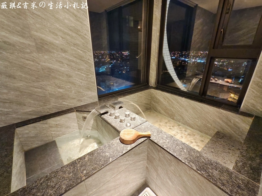 宜蘭羅東┃村却國際溫泉酒店。渡假超優選擇,一泊二食超享受,邊泡美人湯邊看夜景,早餐可以吃到下午一點喔!! - 第59張圖 宜蘭羅東┃村却國際溫泉酒店。渡假超優選擇,一泊二食超享受,邊泡美人湯邊看夜景,早餐可以吃到下午一點喔!!