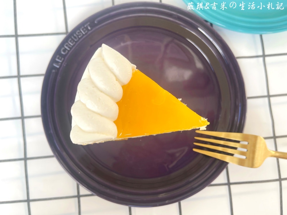 彰化鹿港┃董室甜點烘焙坊。深耕鹿港多年的甜點烘焙坊，得過彰化縣十大伴手禮殊榮，蛋糕及手工餅乾都很好吃!