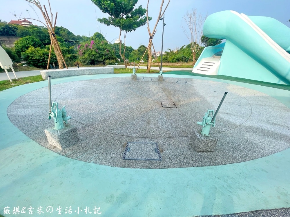 彰化八卦山┃天空遊戲場。2025年10月全新啟用，Tiffany藍色調＋雲朵曲線，打造共融式遊戲空間!
