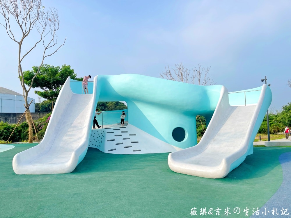彰化八卦山┃天空遊戲場。2025年10月全新啟用，Tiffany藍色調＋雲朵曲線，打造共融式遊戲空間!