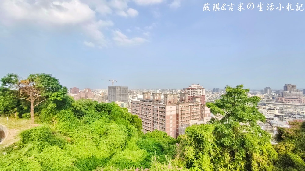 彰化八卦山┃天空遊戲場。2025年10月全新啟用，Tiffany藍色調＋雲朵曲線，打造共融式遊戲空間!