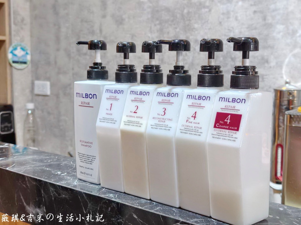 台中東區┃雅頓髮型-台中復興店。香氛修護髮浴加上哥德式護髮，馬上給您一頭光鮮柔順的秀髮!