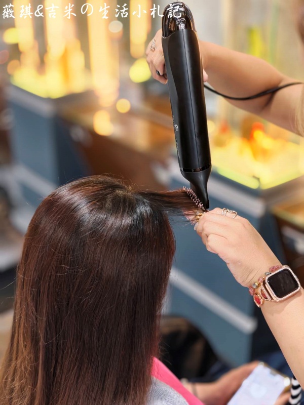 台中東區┃雅頓髮型-台中復興店。香氛修護髮浴加上哥德式護髮，馬上給您一頭光鮮柔順的秀髮!